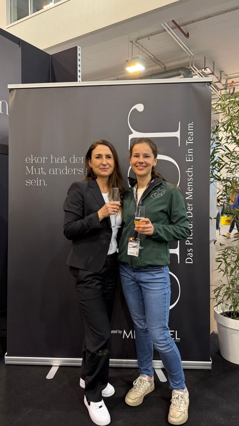 Sinah mit ekor auf der Equitana
